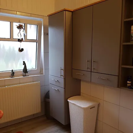 Omas Stuebchen - Monteurwohnung Auf Dem Land * Niederdorla